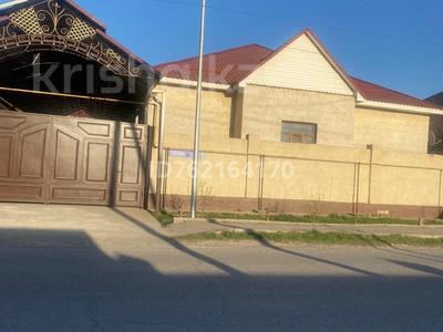 Жеке үй · 5 бөлме · 210 м² · 8 жүзд., мкр Северо-Запад 16 — Изгилик, бағасы: 80 млн ₸ в Шымкенте, Абайский р-н