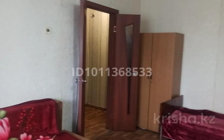 1-бөлмелі пәтер · 30 м² · 3/5 қабат, мкр Михайловка , крылова 11, бағасы: 12 млн ₸ в Караганде, Казыбек би р-н — фото 2
