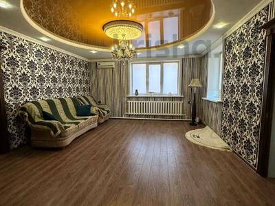 Отдельный дом · 6 комнат · 200 м² · 100 сот., Проезд Шажимбаева за 150 млн 〒 в Петропавловске