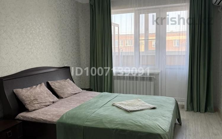 1-комнатная квартира · 34 м² · 5/10 этаж, мкр 8, 101 стрелковой бригады — Рядом с ТД Алтай за 10 000 ₸ в Актобе — фото 2