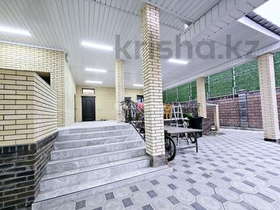 Отдельный дом • 6 комнат • 444 м² • 7.4 сот., Бакинская 50 за 185 млн 〒 в Алматы, Турксибский р-н