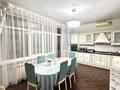4-комнатная квартира · 250 м² · 11/18 этаж, Туркестан 2 за 850 000 ₸ в Астане, Есильский р-н — фото 13