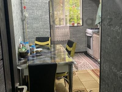 Продажа квартир в Шымкенте: 2-комнатная квартира · 52 м² · 1/5 этаж, мкр Север 33 за 20 млн 〒 2-комнатная квартира · 52 м² · 1/5 этаж, мкр Север 33 за 20 млн 〒 в Шымкенте, Аль-Фарабийский р-н