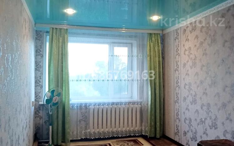 3-комнатная квартира · 60 м² · 5/5 этаж, 15мкр. Горняков 119/а — Напротив 12 школы за 16 млн ₸ в Экибастузе — фото 2