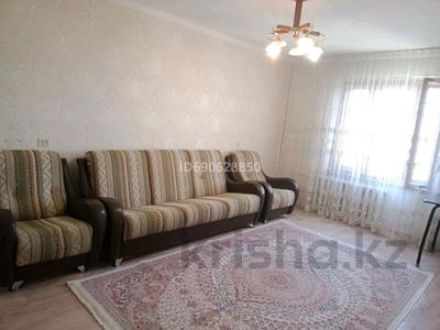 2-комнатная квартира, 54 м², 1/5 этаж помесячно, Конаева за 120 000 〒 в Талдыкоргане, мкр Жастар