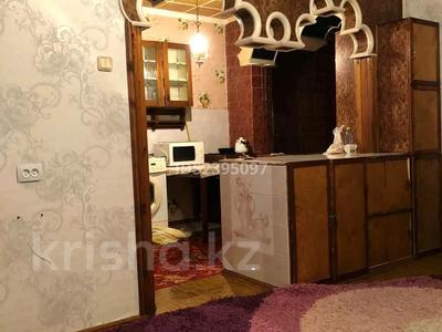 2-комнатная квартира, 54 м², 2/5 этаж посуточно, 14мкр 25 за 7 000 〒 в Актау