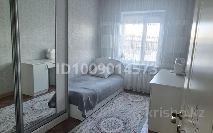 3-бөлмелі пәтер · 70 м² · 2/5 қабат, мкр Верхний Отырар, бағасы: 33 млн ₸ в Шымкенте, Туран р-н — фото 2