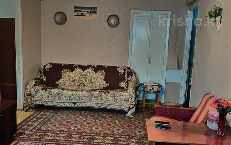 3-бөлмелі пәтер · 50 м² · 2/5 қабат, Амре Кашаубаева 22, бағасы: 16.7 млн ₸ в Усть-Каменогорске — фото 3