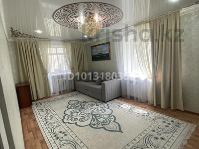 2-бөлмелі пәтер · 44 м² · 3/5 қабат, Республики 53/3, бағасы: 8 млн ₸ в Темиртау