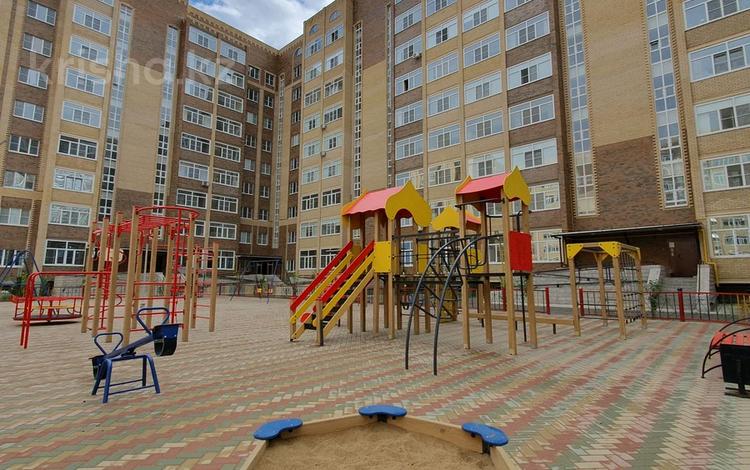 2-бөлмелі пәтер · 83.1 м² · 9/10 қабат, Алтын орда ш/а. 2, бағасы: 27.5 млн ₸ в Актобе, мкр. Алтын орда — фото 43