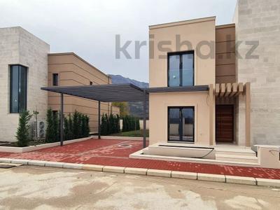 Отдельный дом · 5 комнат · 200 м² · 4 сот., Даниловград за 378 млн 〒 в Подгорице