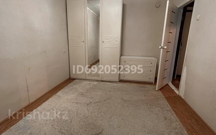 1-бөлмелі пәтер, 35 м², 6/6 қабат ай сайын, мкр Шанхай, бағасы: 85 000 〒 в Актобе, мкр Шанхай — фото 2