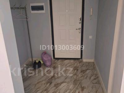 3-бөлмелі пәтер · 73.6 м² · 4/6 қабат, Мухамеджан Тынышбайұлы 2 — Нұрлы жол вокзал., бағасы: 45 млн ₸ в Астане, Сарайшык р-н