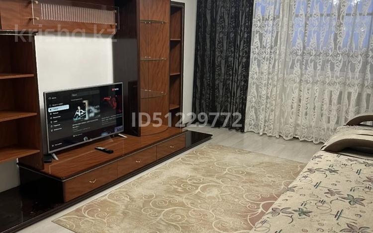 2-комнатная квартира · 65 м² · 8/9 этаж, Победы 18 — Ауэзова за 12 000 ₸ в Семее — фото 26