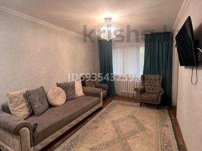 2-комнатная квартира, 45 м², 1/5 этаж, Камзина 92 — Камзина-Толстого за 15 млн 〒 в Павлодаре