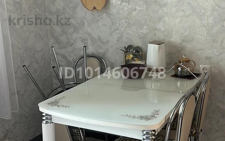 3-бөлмелі пәтер · 75 м², Мик район шашубай 9, бағасы: 300 000 ₸ в Балхаше — фото 2
