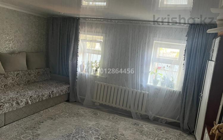 Жеке үй · 3 бөлме · 60 м² · , Титова 37 37 — 14 микрорайон, бағасы: 11 млн ₸ в Семее — фото 2