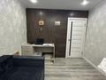 2-комнатная квартира · 44 м² · 4/5 этаж, Майкудук, 15й микрорайон 1 — Ориентир: рядом магазин, остановка, школа и автомойка. за 12.5 млн ₸ в Караганде, Алихана Бокейханова р-н — фото 4