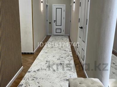 5-комнатная квартира · 170 м² · 2/7 этаж, 19-й мкр 43/2 за 75 млн ₸ в Актау
