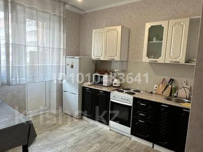 1-комнатная квартира · 37 м² · 13/17 этаж, мкр Юго-Восток, Бауыржана Момышулы 28 за 150 000 ₸ в Караганде, Казыбек би р-н