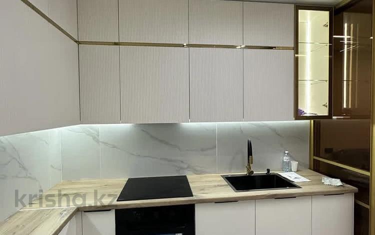 3-комнатная квартира · 75 м² · 5/19 этаж, Аль-Фараби 41 за 650 000 ₸ в Алматы, Бостандыкский р-н — фото 2