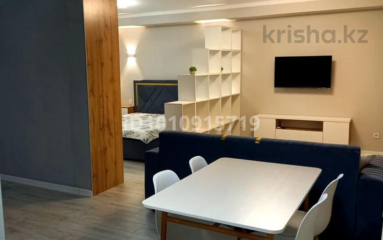 2-бөлмелі пәтер · 50 м² · 3/6 қабат, Шұғыла ш/а., Жунисова 2/13, бағасы: 27.9 млн ₸ в Алматы, Наурызбайский р-н — фото 2