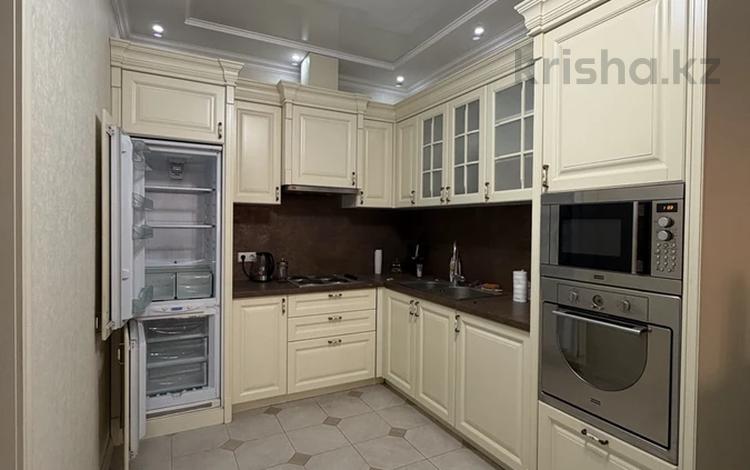 2-комнатная квартира · 78 м² · 17/18 этаж, Навои 208 — Торайгырова за 380 000 ₸ в Алматы, Бостандыкский р-н — фото 5