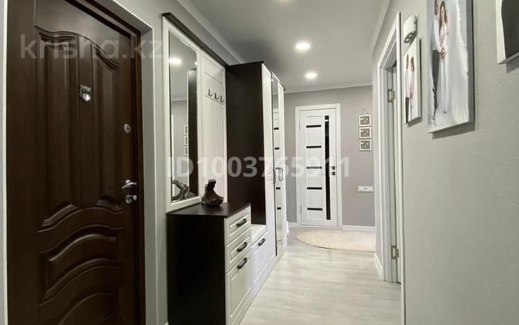 2-бөлмелі пәтер · 53 м² · 5/9 қабат, мкр 12, бағасы: 26 млн ₸ в Актобе — фото 2