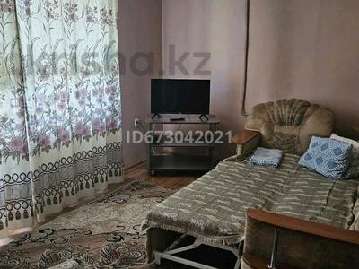 2-комнатная квартира · 42 м² · 3/9 этаж, Амре Кашаубаева — Площадь Ушанова за 12 000 ₸ в Усть-Каменогорске