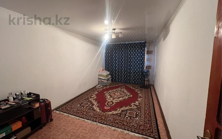 2-бөлмелі пәтер · 60 м² · 5/5 қабат, 17 микрорайон 15а, бағасы: 15.7 млн ₸ в Шымкенте, Енбекшинский р-н — фото 2