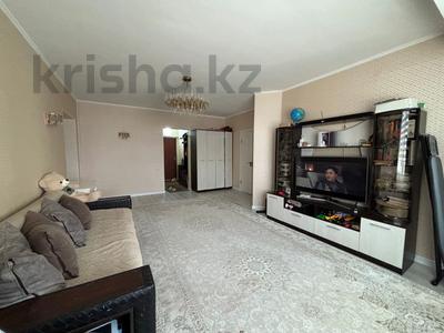 3-комнатная квартира · 70 м² · 11/16 этаж, мкр №1, 1-й Микрорайон за 49 млн 〒 в Алматы, Ауэзовский р-н