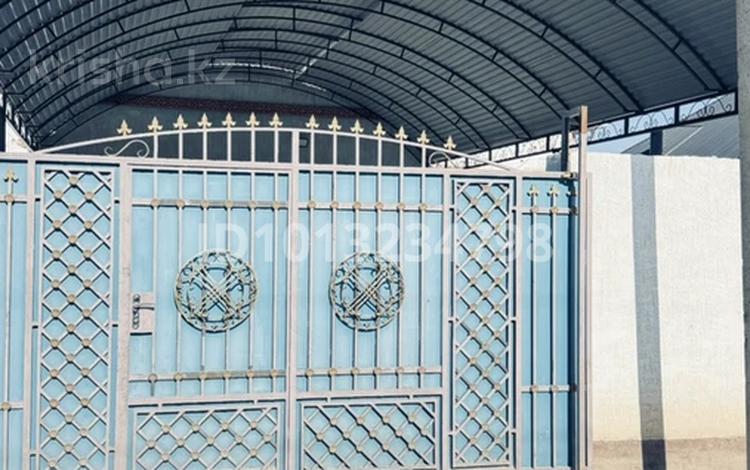 Жеке үй · 6 бөлме · 200 м², Рахат 1-7 көше — Орталық, бағасы: 40 млн ₸ в Жанаозен — фото 2