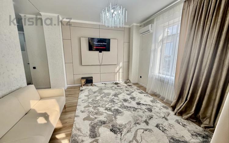 2-бөлмелі пәтер · 64 м² · 5/14 қабат, мкр 11, Аз-Наурыз 144б, бағасы: 27 млн ₸ в Актобе — фото 2