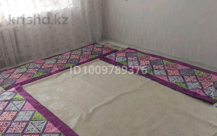 2-бөлмелі пәтер · 56 м² · 4/9 қабат, мкр 12 65, бағасы: 150 000 ₸ в Актобе — фото 2
