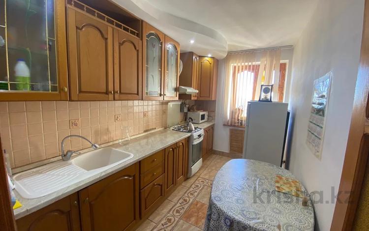 4-бөлмелі пәтер · 80 м² · 8/10 қабат, Абая 71/1, бағасы: 22.5 млн ₸ в Уральске — фото 3