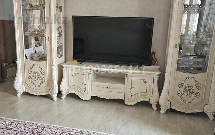 2-комнатная квартира · 60 м² · 2/5 этаж, мкр. Алмагуль, пр.С.Бейбарыс 38 за 22.5 млн ₸ в Атырау — фото 2