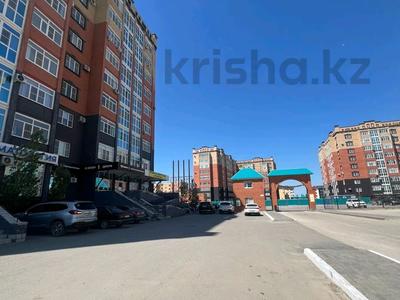 4-бөлмелі пәтер · 134 м² · 9/10 қабат, Просп. Санкибай Батыра 173/1, бағасы: 55 млн ₸ в Актобе, мкр Авиатор