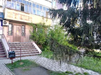 Еркін, кеңселер, дүкендер мен бутиктер, қоғамдық тамақтану орны, сұлулық салондары, медорталықтар мен дәріханалар, білім орталықтары, ойын-сауық · 46.7 м², бағасы: 20 млн ₸ в Петропавловске
