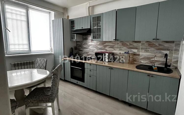 3-комнатная квартира · 75 м² · 3/9 этаж, мкр Береке 27 за 180 000 ₸ в Атырау — фото 2