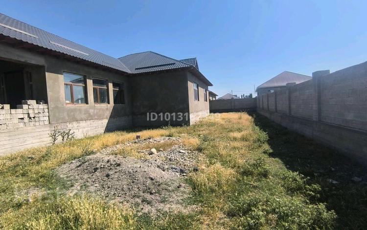 Жеке үй · 7 бөлме · 240 м² · 10 жүзд., Бектөбе ш/а., улица Көктем 11 — Рядом школа, Мечеть, дет.садик,магазины,астановка.Хорошее расположени, бағасы: 35 млн ₸ в Таразе, мкр Бектобе — фото 2