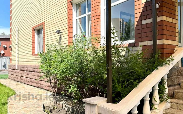 Отдельный дом · 10 комнат · 393 м² · 14 сот., мкр Шубар за 235 млн ₸ в Астане, Есильский р-н — фото 14
