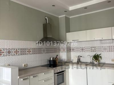 2-бөлмелі пәтер · 92 м² · 4/6 қабат, Туран 14/1, бағасы: 69 млн ₸ в Астане, Нура р-н
