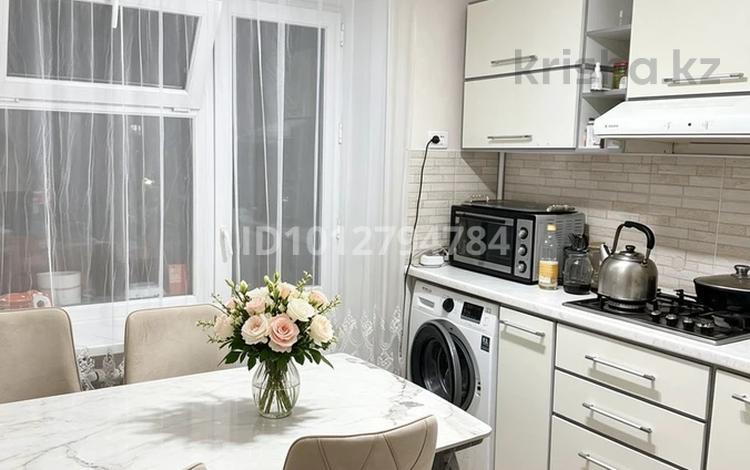 3-комнатная квартира · 58 м² · 4/5 этаж, 4 мкрн 20 за 26.5 млн ₸ в Талдыкоргане, мкр Жастар — фото 2