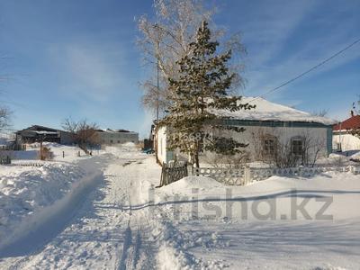 Отдельный дом · 4 комнаты · 80 м², Бокейхана 70 — В центре поселка около акимата за 10 000 〒 в Рахымжана кошкарбаевой