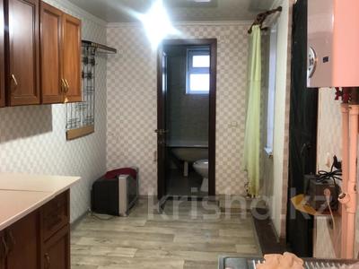 Часть дома · 2 комнаты · 65 м², Карагул Батыра 7 за 100 000 〒 в Актобе
