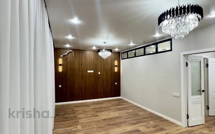 2-комнатная квартира · 45 м² · 2/10 этаж, Улица Толе би за 36 млн ₸ в Алматы, Ауэзовский р-н — фото 2