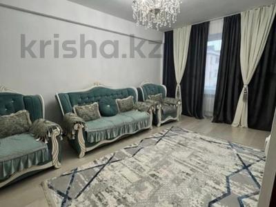 2-комнатная квартира, 90 м², 4/5 этаж помесячно, Болашак 32 за 200 000 〒 в Талдыкоргане