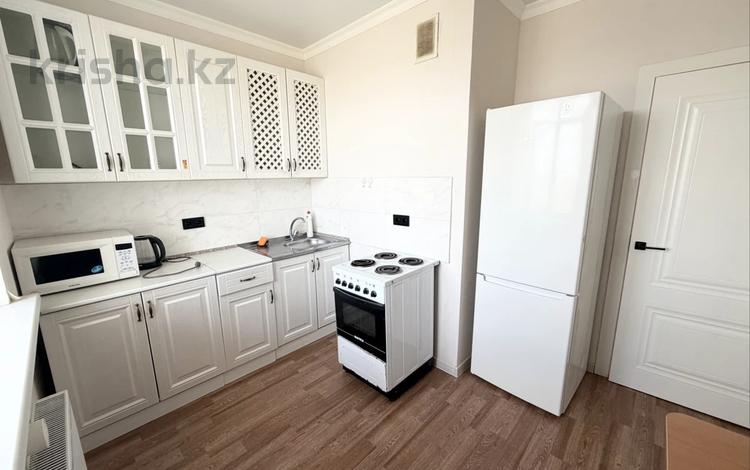 1-бөлмелі пәтер · 42 м² · 10/14 қабат, Аль Фараби 44/1 — Улы Дала, бағасы: 200 000 ₸ в Астане, Есильский р-н — фото 2