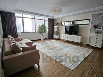 4-комнатная квартира, 147.3 м², 8/22 этаж, Кошкарбаева 10 за 112 млн 〒 в Астане, Алматы р-н