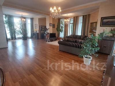 Отдельный дом · 6 комнат · 240 м² · 8.5 сот., Аксай Саялы 13 за 140 млн 〒 в Кыргауылдах